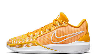 nike sabrina 1 university gold w380
