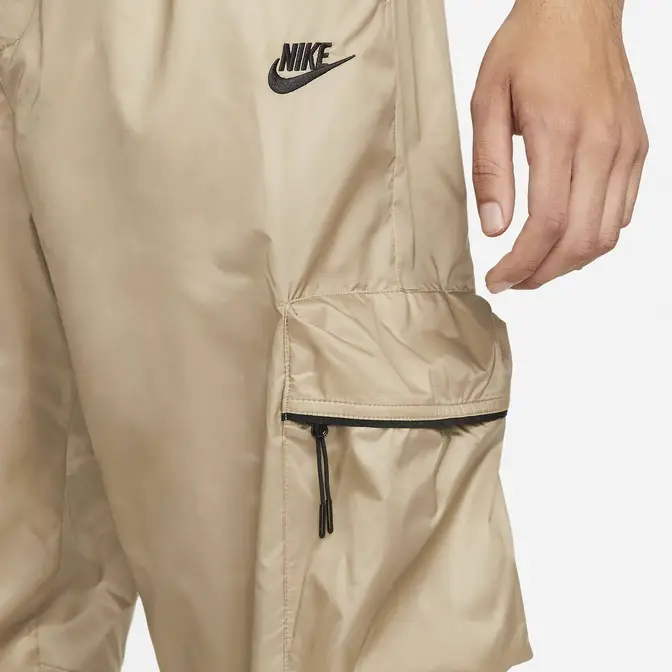 nike beige trousers