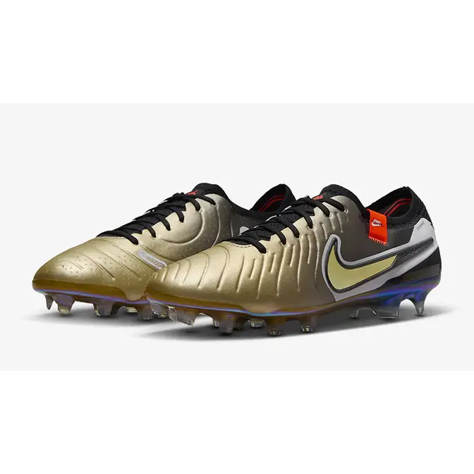 White and gold nike tiempo best sale football boots