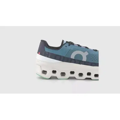 Cloud Monster Dust Vapor On Running