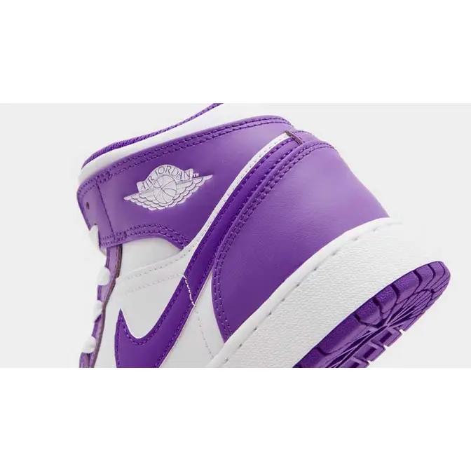 Nike air force 1 hotsell purple venom