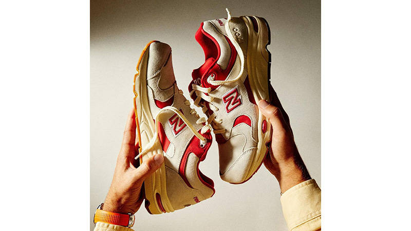 Kith x New Balance 1700 Canada Pack Roccoco White side