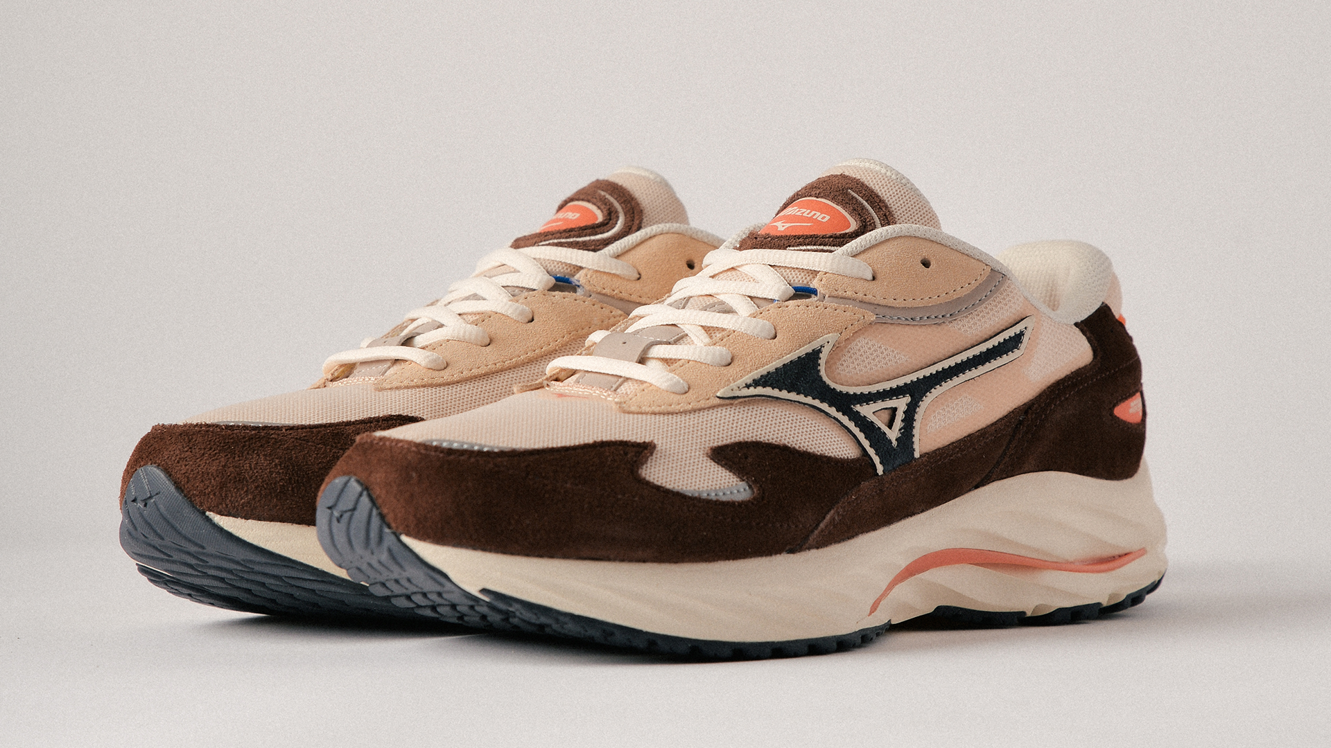 Mizuno Wave Rider Mother of Pearl Chicory Coffee