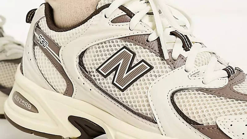 new balance 530 cream brown