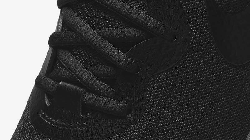 Nike Revolution 6 Black Smoke Grey DC3728-001 Detail