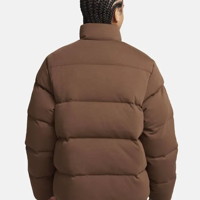 Nike Sportswear Oversized Puffer Jacket Brown Backside