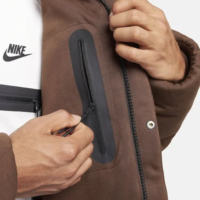 Nike Sportswear Oversized Puffer Jacket Brown Inner Zipper Pocket