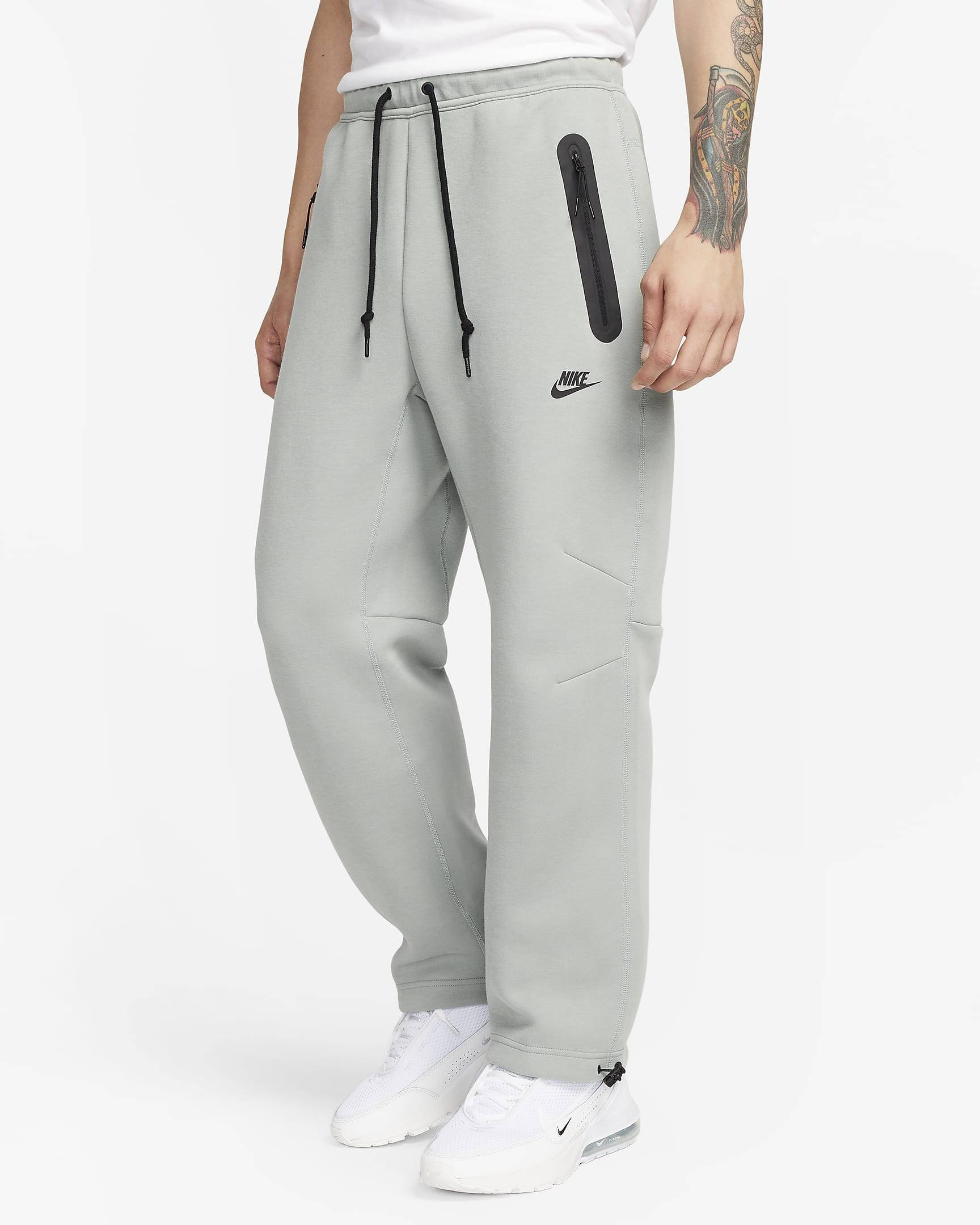 Jogger Pants Nike Solo Swoosh Men's Open-Hem Brushed-Back Fleece Pants  Black/ White | Queens