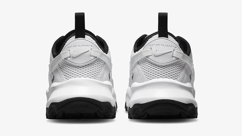 Nike TC 7900 White Black back