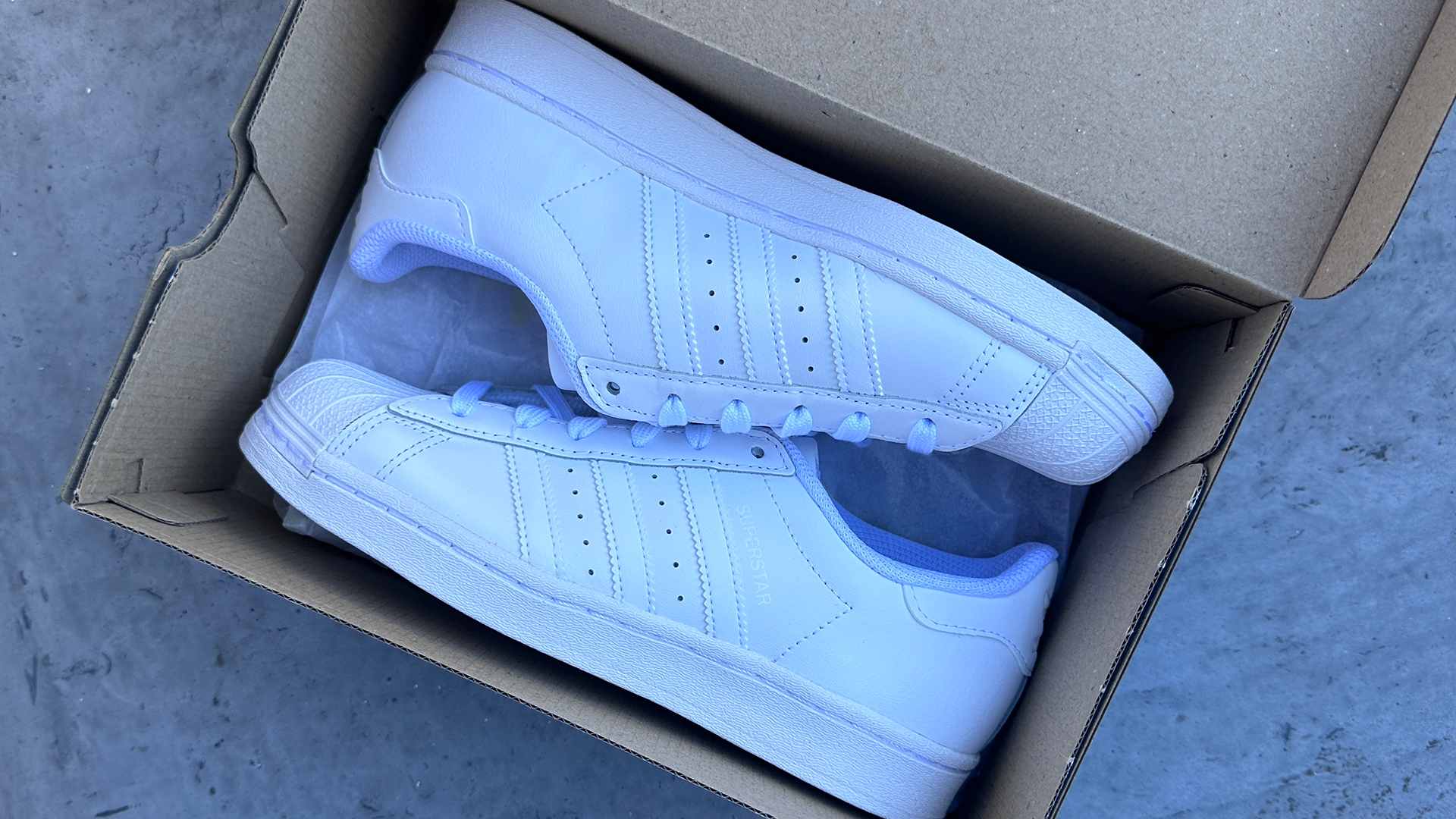 adidas Superstar GS Triple White