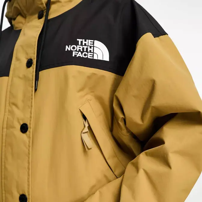 T-shirt imprimé éléphant multi couleurs Reign Waterproof Hooded Jacket Brown Front Closeup
