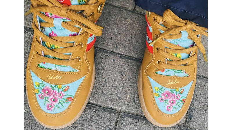 Unheardof x adidas Rivalry Lo Grandmas Couch Mesa on foot from top