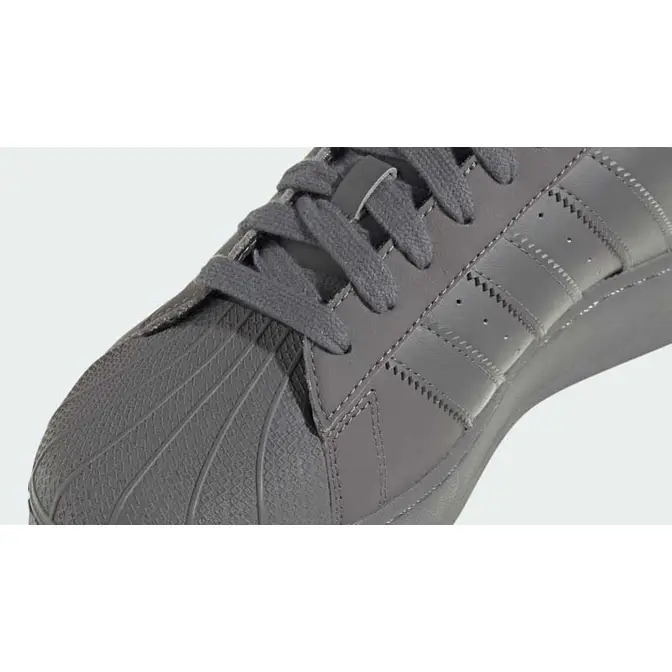 adidas Superstar XLG Grey Black Closeup
