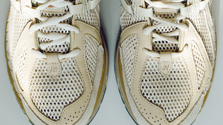 The Auralee x New Balance 1906R Is a Match Made in Heaven The Auralee x New Balance 1906R Is a Match Made in Heaven