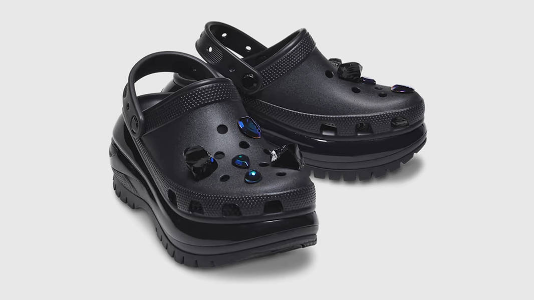 Crocs Mega Crush Shells and Pearls Clog Black 209287-001 Front