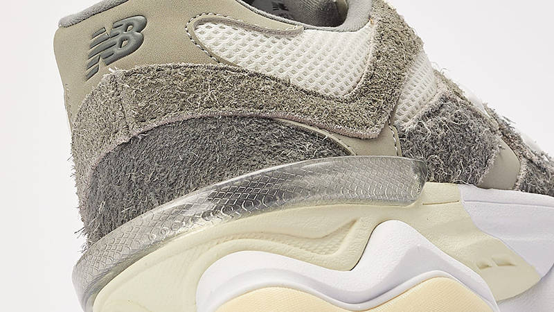 New Balance 9060 Grey White U9060YGA Detail 2