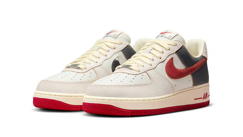 Nike Air Force 1 07 Chicago front