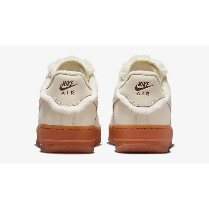 Nike ivory gum sole air shop force 1 sage low trainers