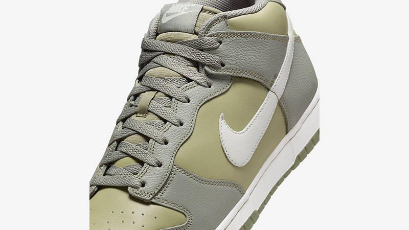 Nike Dunk Mid Dark Stucco side