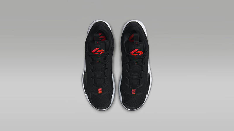 Nike Luka 2 Bred middle