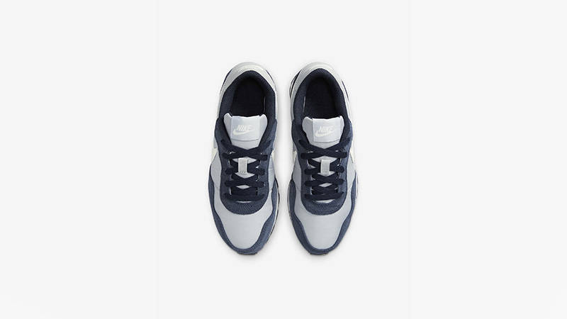 Nike MD Valiant Dark Obsidian middle
