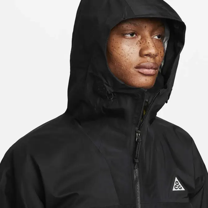 Acg store anorak black