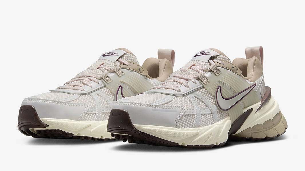 靴 NIKE V2KRUN FD0736-100 24cm Nike V2K Run Sail Tan Brown | Where To Buy | FD0736-103
