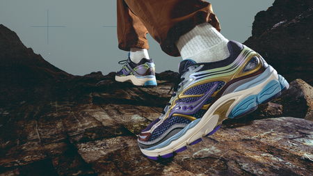 The Saucony ProGrid Omni 9 "Crystal Cave" Features Iridescent Uppers The Saucony ProGrid Omni 9 "Crystal Cave" Features Iridescent Uppers