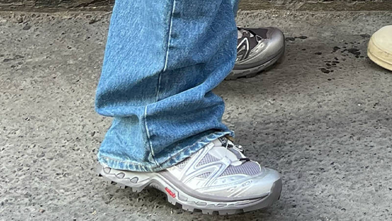 Salomon XT-Quest Slam Jam シルバーカラー スニーカー The Slam Jam x Salomon XT Quest 1 Silver Releases in