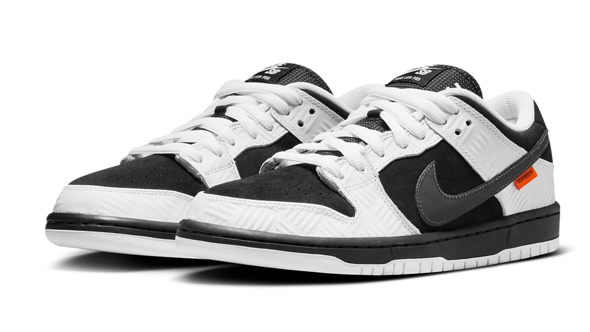 TIGHTBOOTH x Nike SB Dunk Low Black