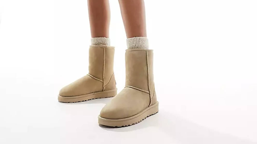 ugg w classic short