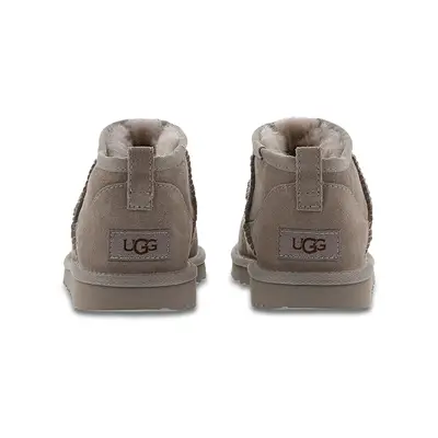 Oyster clearance ugg boots