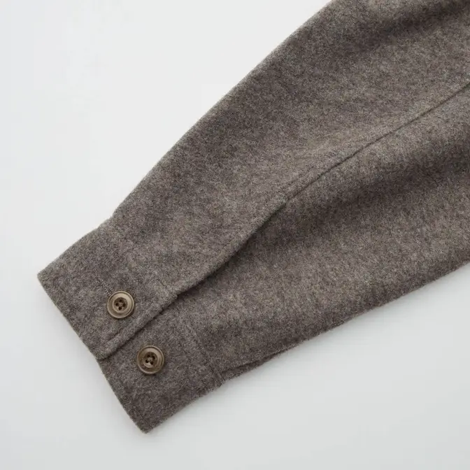 Uniqlo Fleece Jersey Overshirt Brown Sleeve