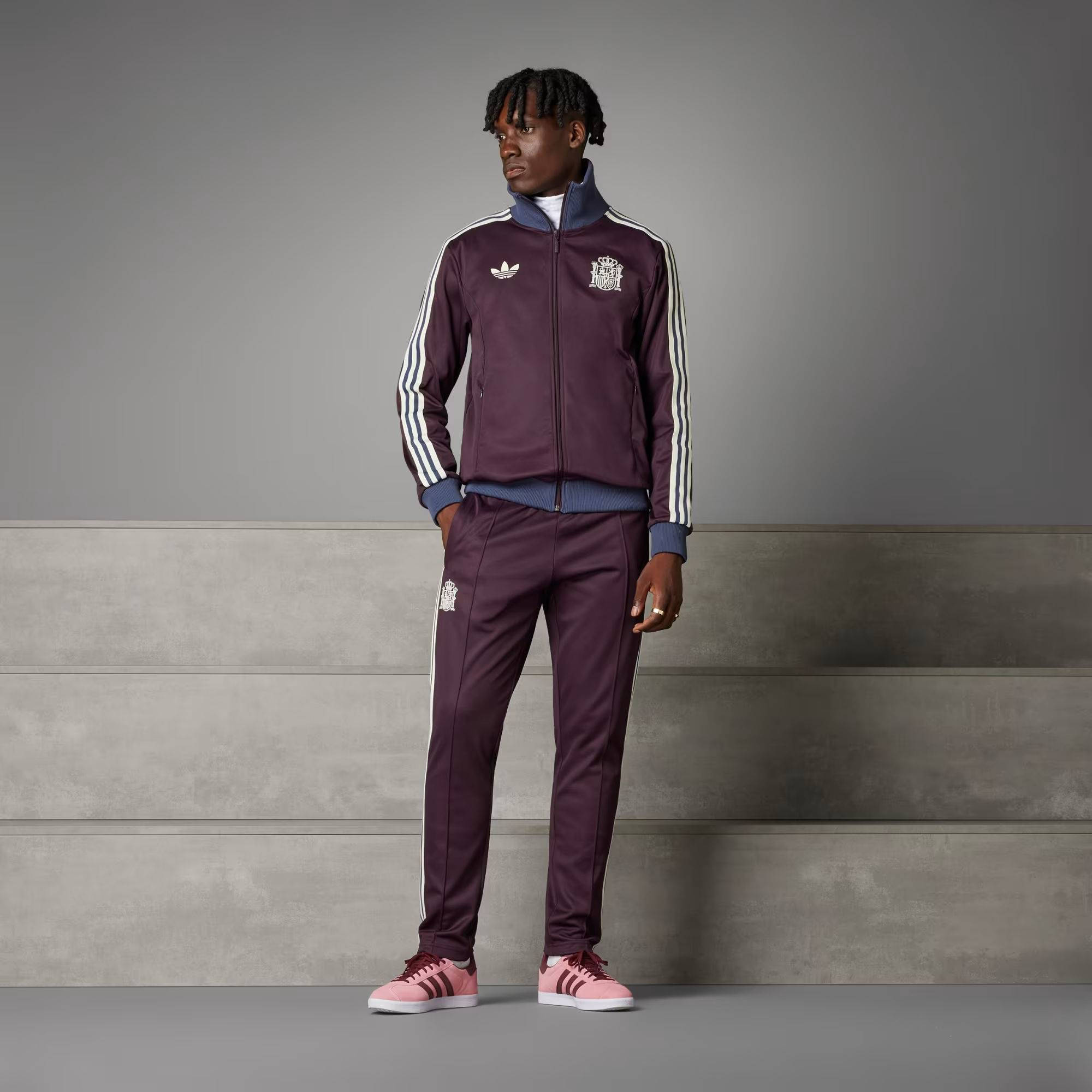 Adidas discount burgundy joggers