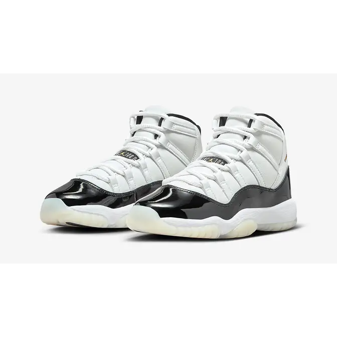 Black and white shop retro 11 jordans