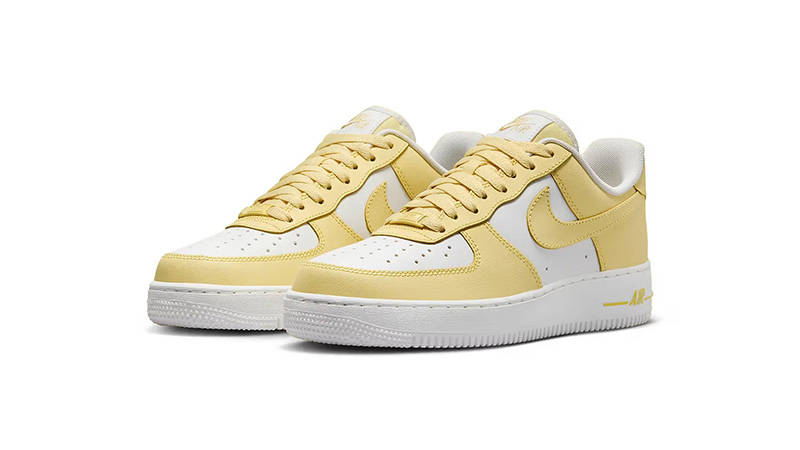 Nike Air Force 1 Lemon front
