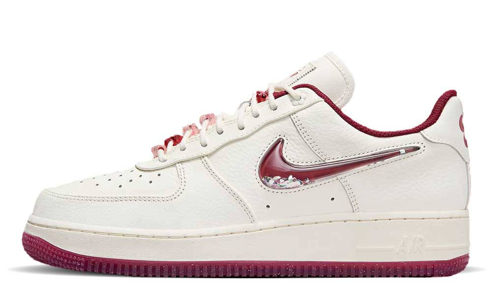 nike air force 1s valentines day
