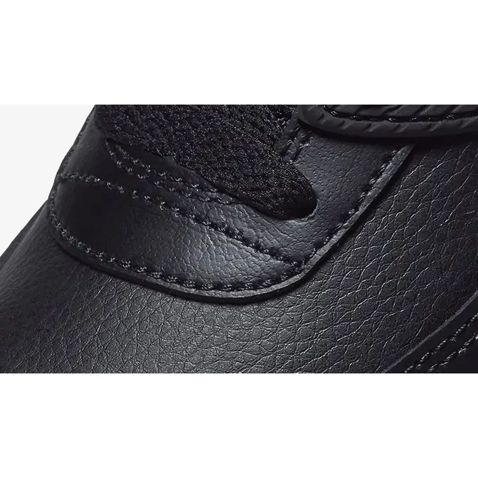 Skylar Diggins Nike Kobe 9 EM Black White CD6864-010 Detail