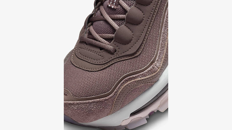 Nike Air Max 97 Futura Plum Eclipse side