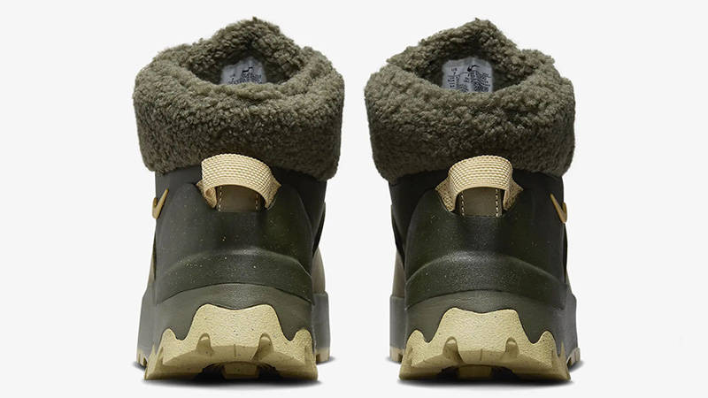nike khaki boots