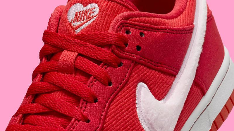 Nike Dunk Low Sole Mates Detail