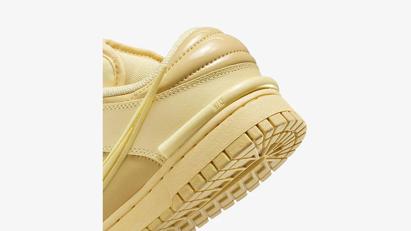 Nike Dunk Low Twist Honey heel