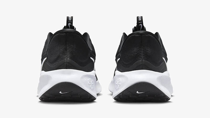 Nike Revolution 7 EasyOn Black White FQ4112-001 Back
