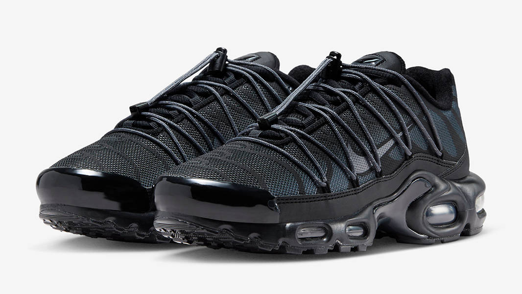 Nike TN Air Max Plus Black Metallic Platinum FZ2770-001 Side