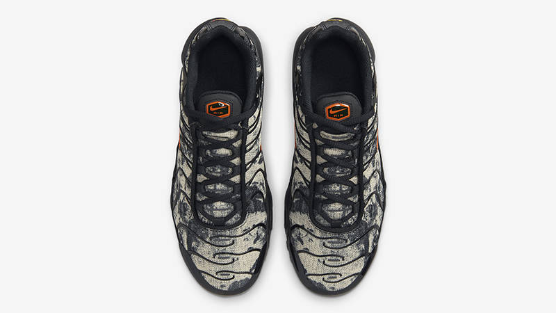 Nike TN Air Max Plus GS Black Orange Camo FV6915-001 Side
