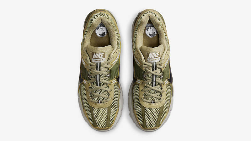 Nike Zoom Vomero 5 Neutral Olive middle