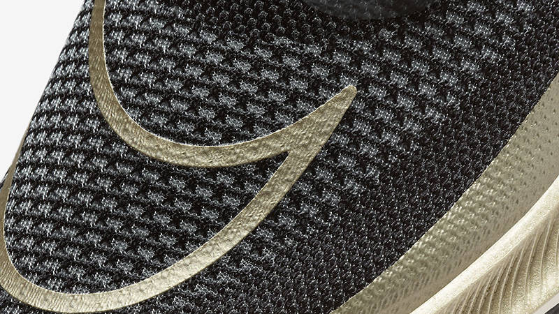 Nike ZoomX Streakfly Black Metallic Gold DJ6566-001 Detail