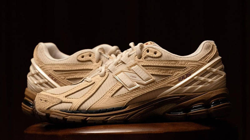 Randomevent x New Balance 1906R The Sweetness of Kin side