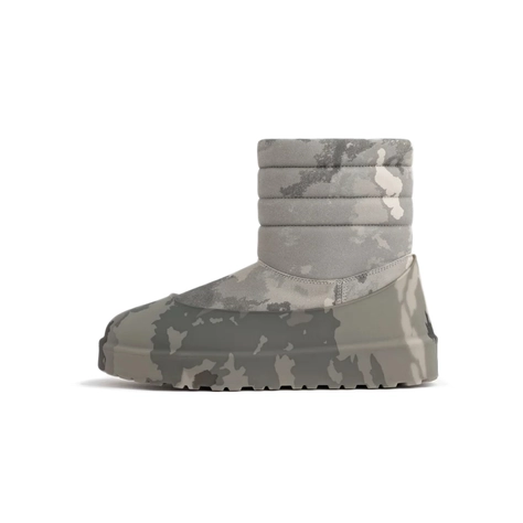 STAMPD x UGG Classic Boot Camo 1162870