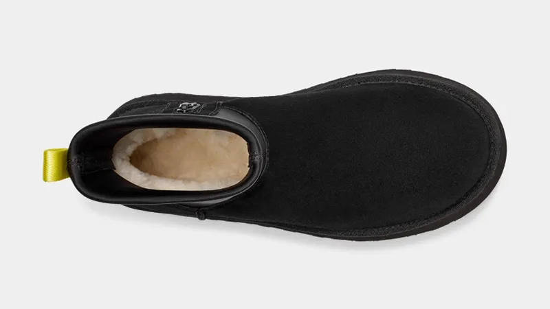 UGG Classic Dipper Boot Black 1144031-BLK Top